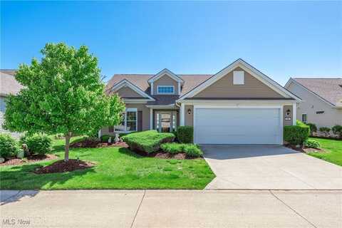 453 Bridge Pointe Lane, Brunswick, OH 44212