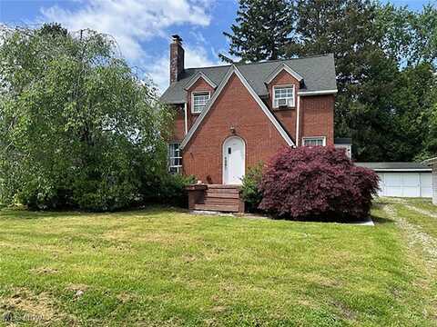 1024 Brittain Road, Akron, OH 44305