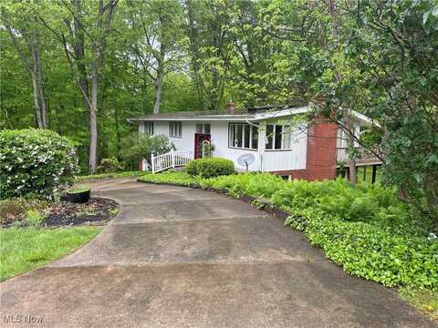 1048 Park Circle, Liberty Township, OH 44420