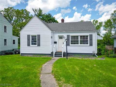 2717 Cleveland Avenue, Steubenville, OH 43952