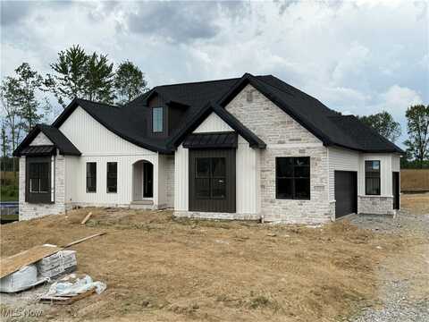 542 Lakewood Drive E, Canal Fulton, OH 44614