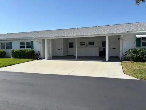 2218 Orange Blossom Lane, Bradenton, FL 34207