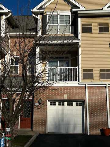 208 River Place 208, Butler, NJ 07405