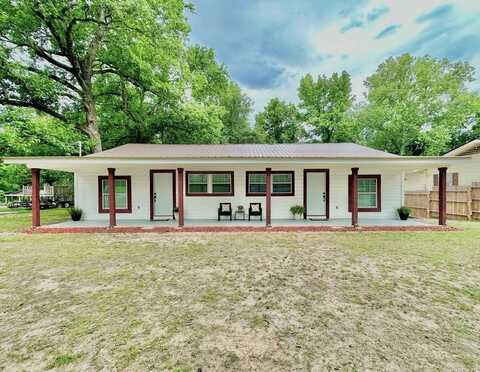 200 Pearl St, Center, TX 75935