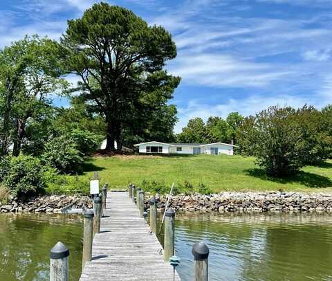 298 Cherry Orchard Lane, Montross, VA 22520