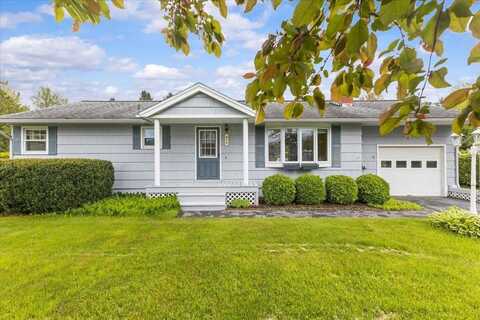 6 Circle Drive, Essex, VT 05452