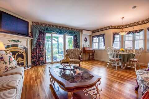 93B Dinsmore Road, Jackson, NH 03846