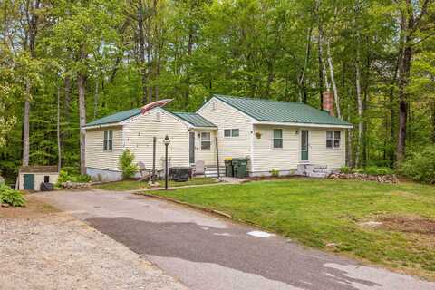 21 Regis Road, Laconia, NH 03246