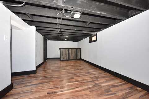 Medford, MILWAUKEE, WI 53218