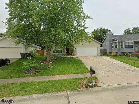 Danielle, SAINT CHARLES, MO 63304