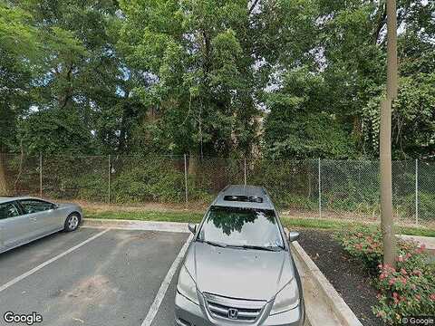 Gordon, GLEN BURNIE, MD 21061