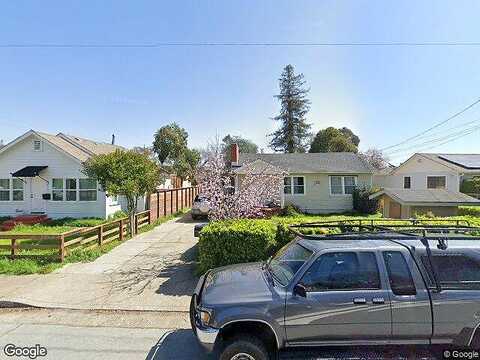 4Th St, NOVATO, CA 94945