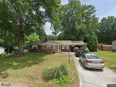 40Th Avenue, HICKORY, NC 28601