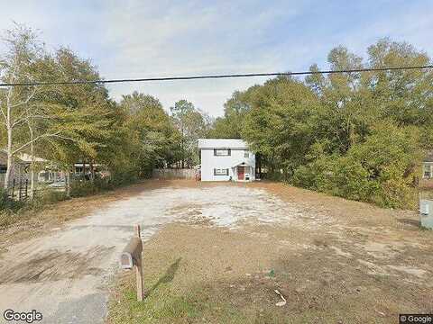 1St, CRESTVIEW, FL 32536