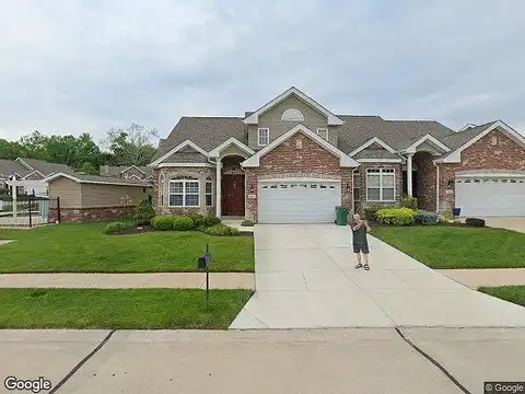 Woodland Place, SAINT CHARLES, MO 63303
