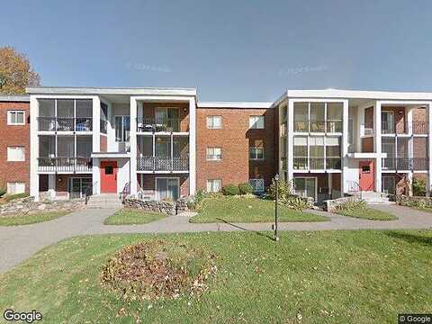 West, LEOMINSTER, MA 01453
