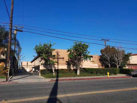 Normandie, GARDENA, CA 90247