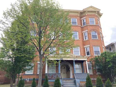 159 -161 Washington St, New Britain, CT 06051