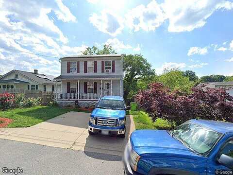 Quire, CAPITOL HEIGHTS, MD 20743