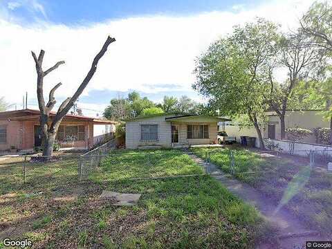 Okane, LAREDO, TX 78043