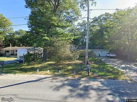 Roberts, MUSKEGON, MI 49445
