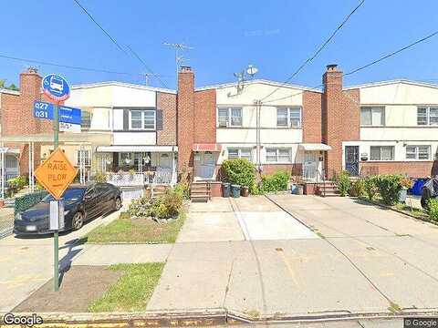 48Th, OAKLAND GARDENS, NY 11364