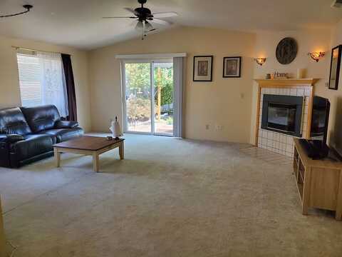 Judy, GRANTS PASS, OR 97526