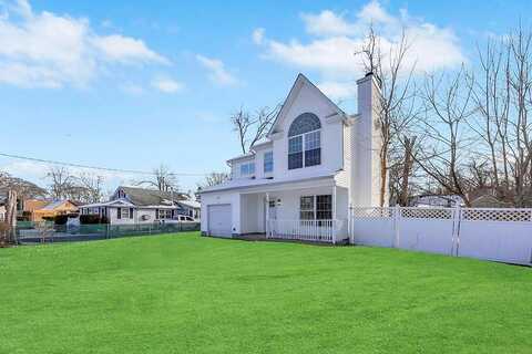 Sayville, MASTIC BEACH, NY 11951