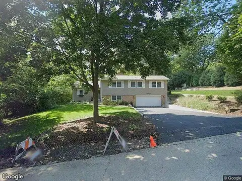 Red Oak, GLEN ELLYN, IL 60137