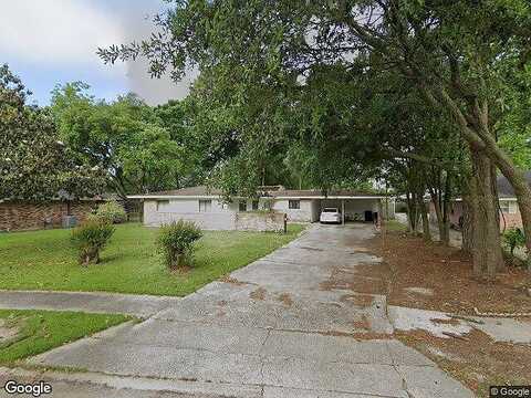 Silverest, BATON ROUGE, LA 70816