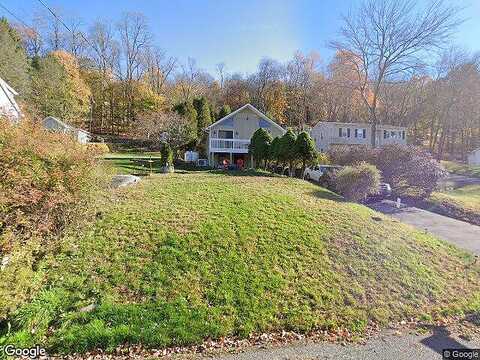 Lavelle, NEW FAIRFIELD, CT 06812