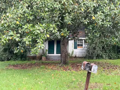 2709 -2711 Miller Ave, Natchez, MS 39120