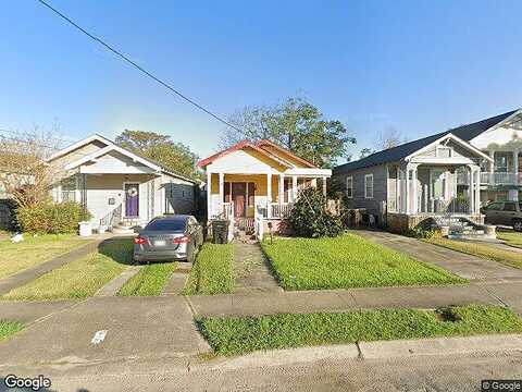 Clover, NEW ORLEANS, LA 70122