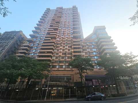 96Th, NEW YORK, NY 10025
