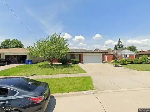 Gail, WARREN, MI 48093
