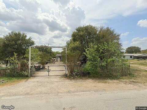 Legend Oaks Dr # 33, DALE, TX 78616