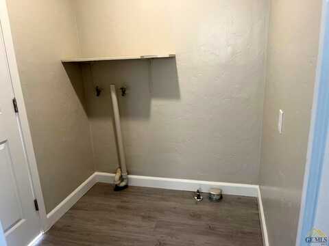 Minner, BAKERSFIELD, CA 93308