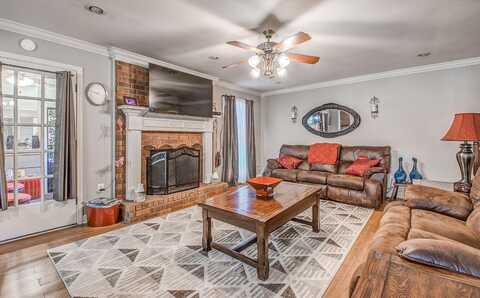 Edgeworth, MEMPHIS, TN 38119