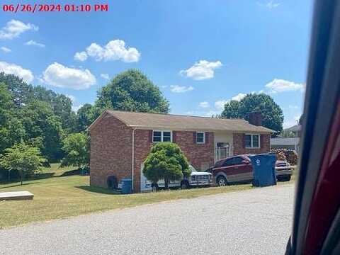 Wolf Hollow, TAYLORSVILLE, NC 28681
