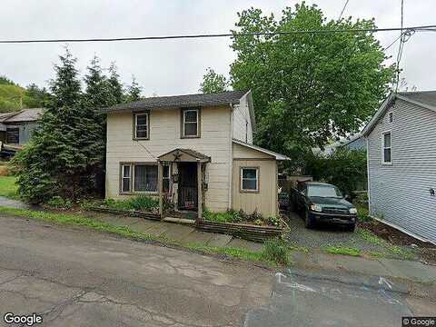 Penn, HAWLEY, PA 18428