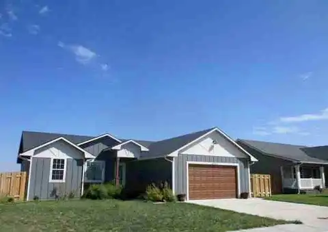 Hawthorne, GARDEN CITY, KS 67846