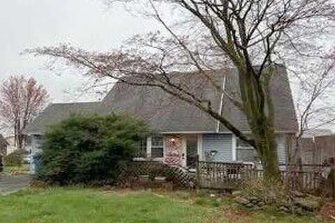 Petunia, LEVITTOWN, PA 19056