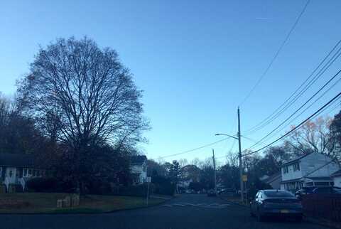 Barnes, GARNERVILLE, NY 10923