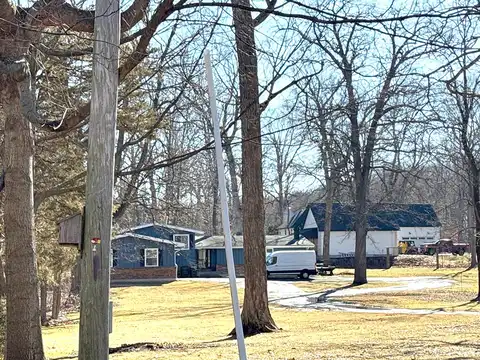 S 655 Bliss Rd, Sugar Grove, IL 60554