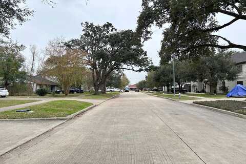 Beech, BELLAIRE, TX 77401