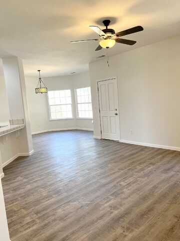 Village, EXETER, CA 93221