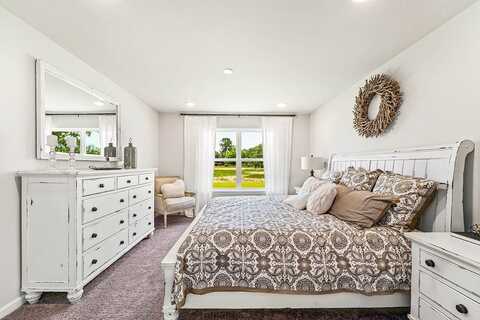 Jenee, CRESTVIEW, FL 32539