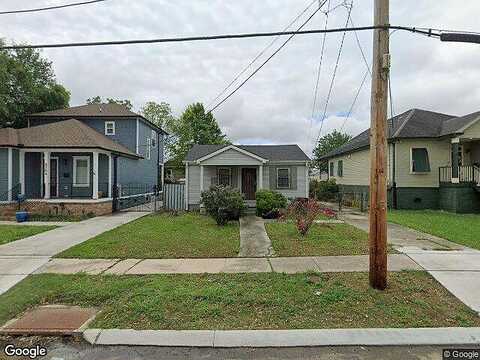 Wilton, NEW ORLEANS, LA 70122