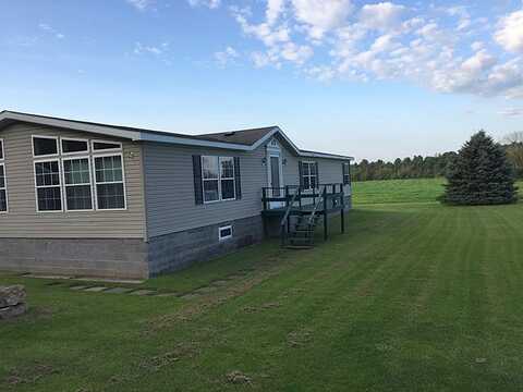 Gilbert, MOOERS, NY 12958