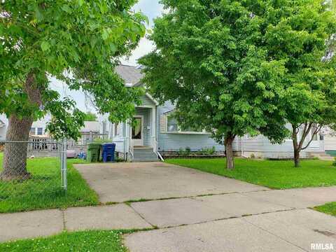 1St, CLINTON, IA 52732